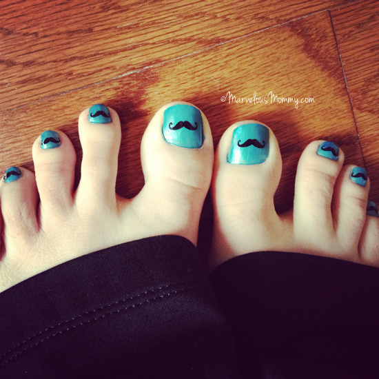 nailart silhouette cameo toes