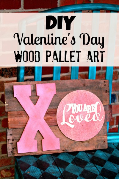 DIY Valentine’s Day Wood Pallet Art